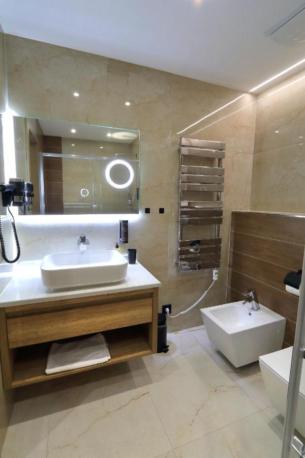 Apartman Gold Akvamarin Besenova Exterior photo